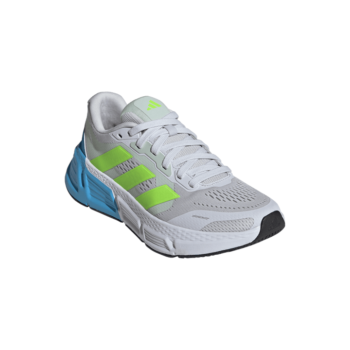 IE8121 Zapatilla Questar adidas para mujer